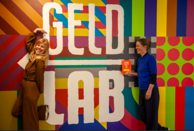 Feestelijke boekpresentatie ‘Later word ik rijk’ in het museum